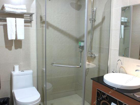 Ji Xiang Hotel Іу Екстер'єр фото
