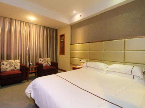 Ji Xiang Hotel Іу Екстер'єр фото
